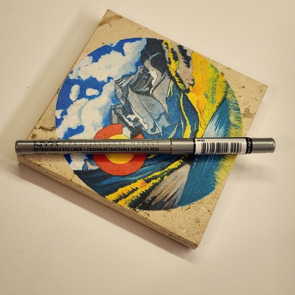 SEALED NYX PROFESSIONAL Retractable Eye Liner - Silver MPE05 - Picture 5 of 8